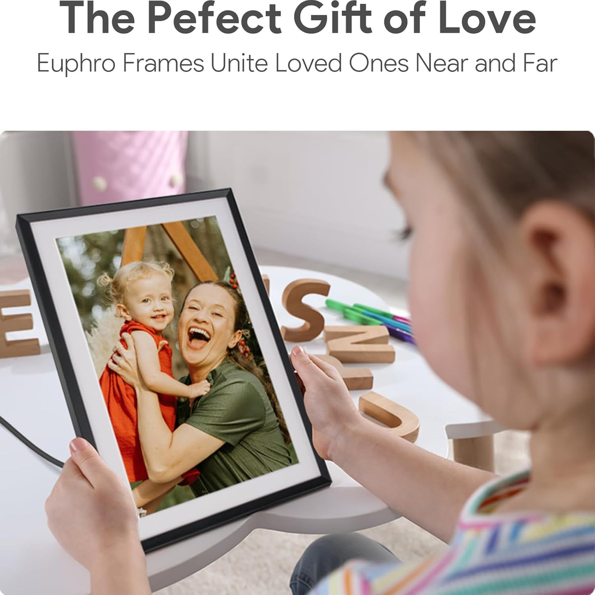 15.6'' Digital Picture Frame with 1920x1080 IPS Touch Screen, Smart Digital Photo Frame with 32GB Storage, Easy Setup to Share Photos/Videos via Free App